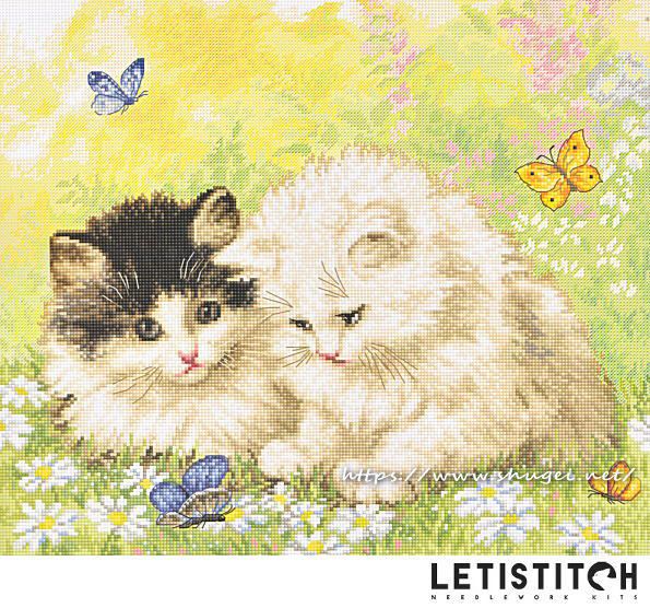 クロスステッチキットと刺繍材料が揃うお店・クロスステッチ館